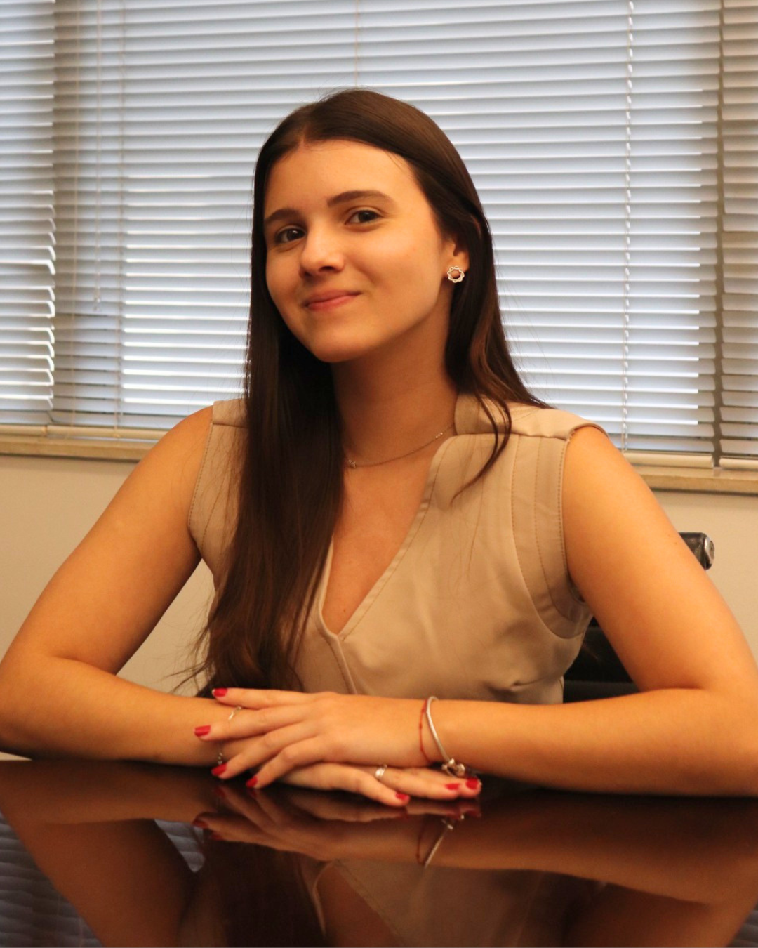 ALINE COLANGELO MINORELLO